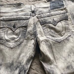 Authentic Trues